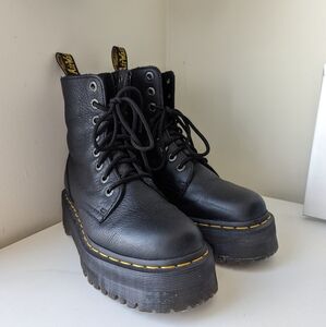 Dr Martens Jadon III Boots